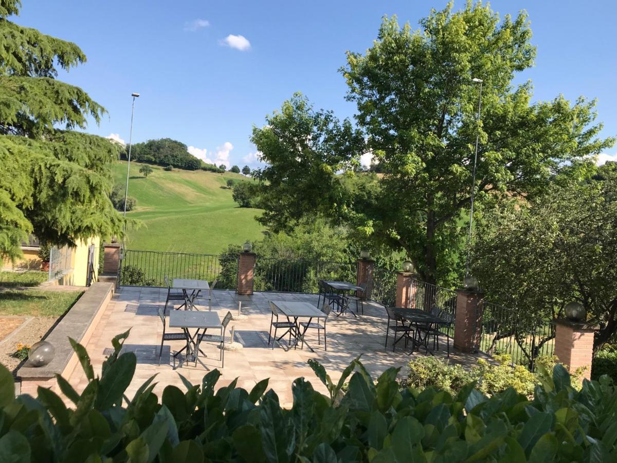 Agriturismo Il Colore Del Grano San Vittore  المظهر الخارجي الصورة